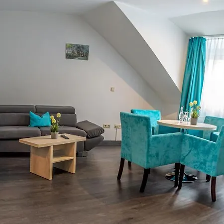 فندق Steakhouse Am Rathaus Tann (Rhon)