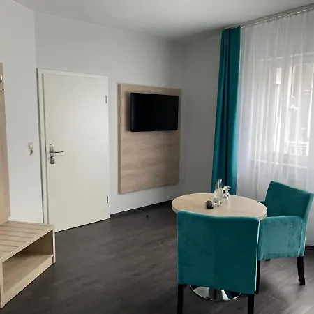 فندق Steakhouse Am Rathaus Tann (Rhon)